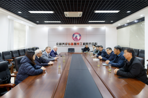 白俄罗斯道路科学研究院访问OD注册大厅并签署中白旗舰项目执行计划